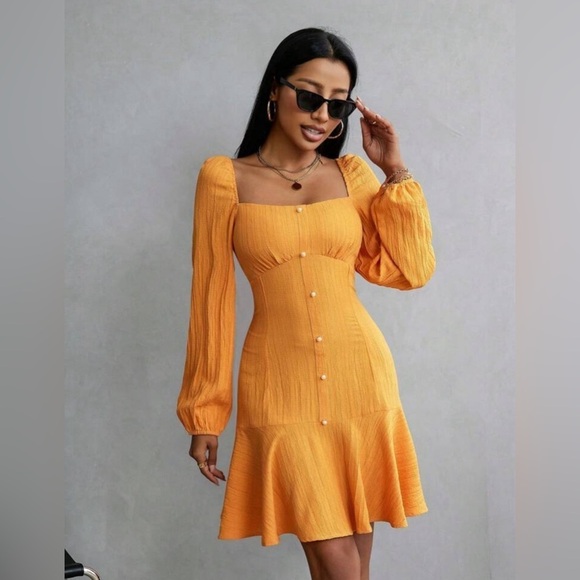 ✨Vibrant Marigold Pleated Dress with Button Front and Bishop Sleeves SZ Small💕✨ - Picture 2 of 5